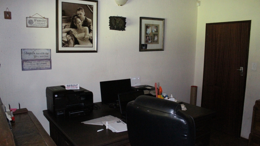 7 Bedroom Property for Sale in Potchefstroom Rural North West